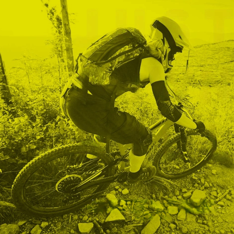 Anvelopa-bicicleta-Downhill.webp