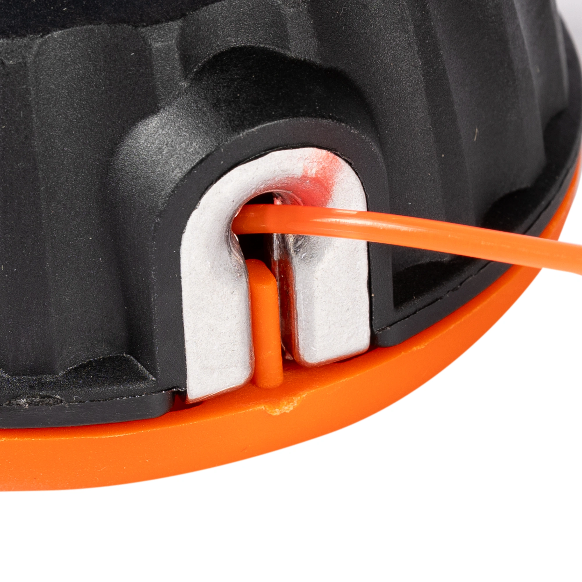 Cap-cu-Fir-Motocoasa-automat-2.4mm-M10x1.25-Tambur-plastic-3.webp