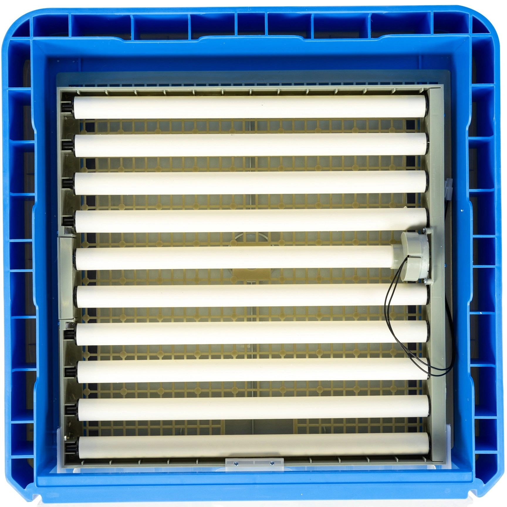 Incubator-Oua-electric-putere-80-W-capacitate-128-oua-8.webp
