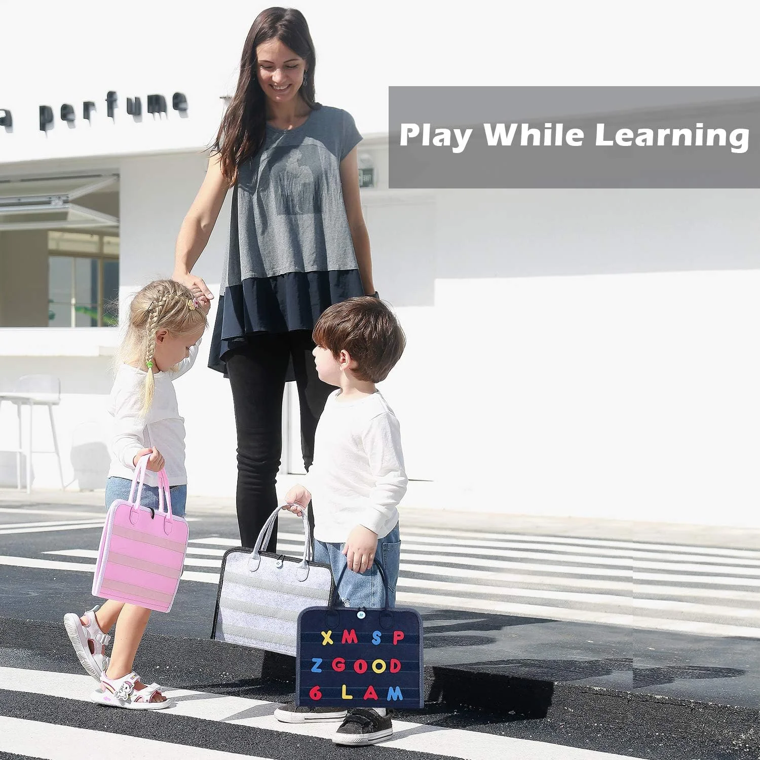 Jucarie-interactiva-educationala-senzoriala-Busy-Board-Montessori-carte-mapa-tip-gentuta-cu-multiple-activitati-ideala-pentru-calatorit-dezvolta-2.webp