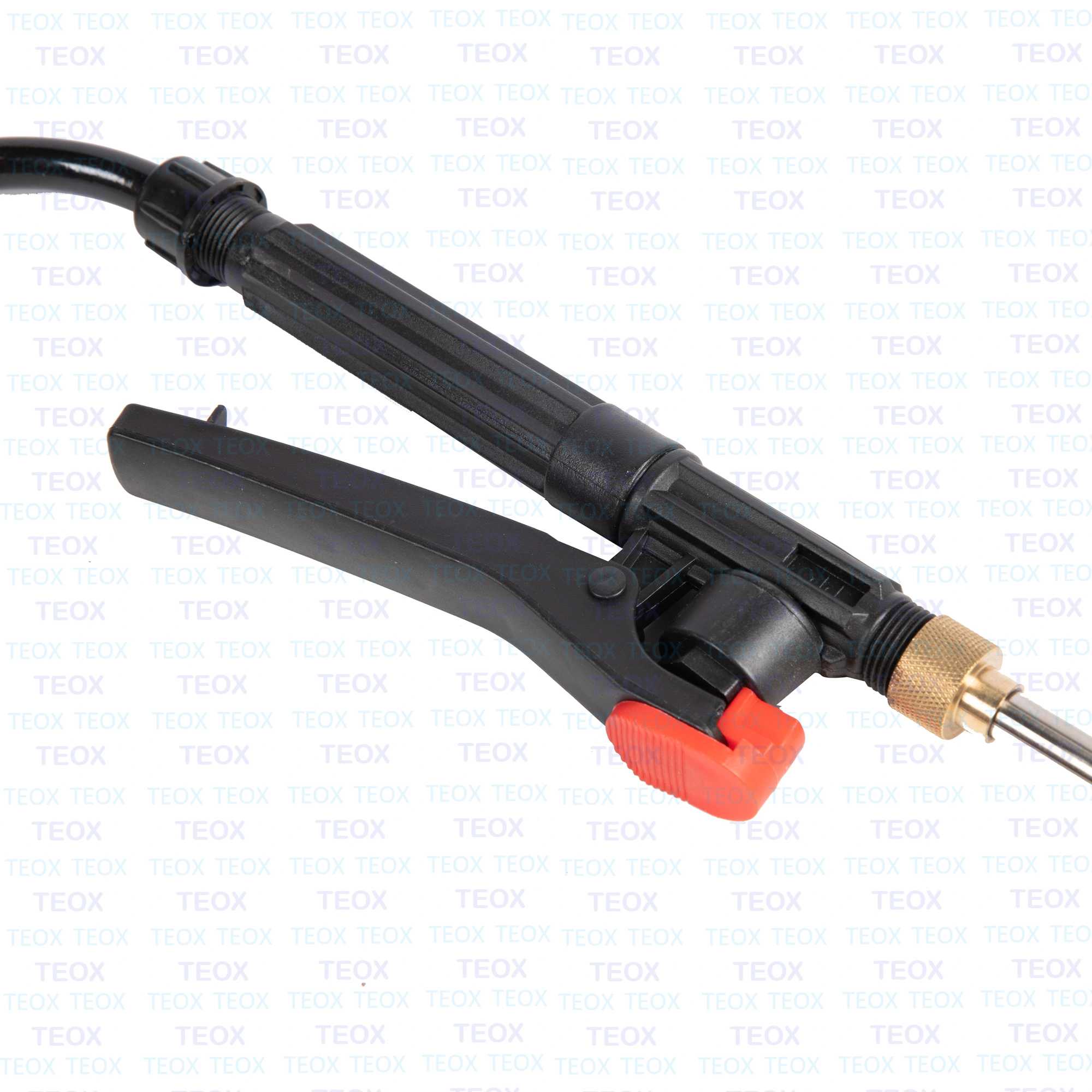 Lance-pentru-stropit-extensibila-cu-cap-din-cupru-3.webp