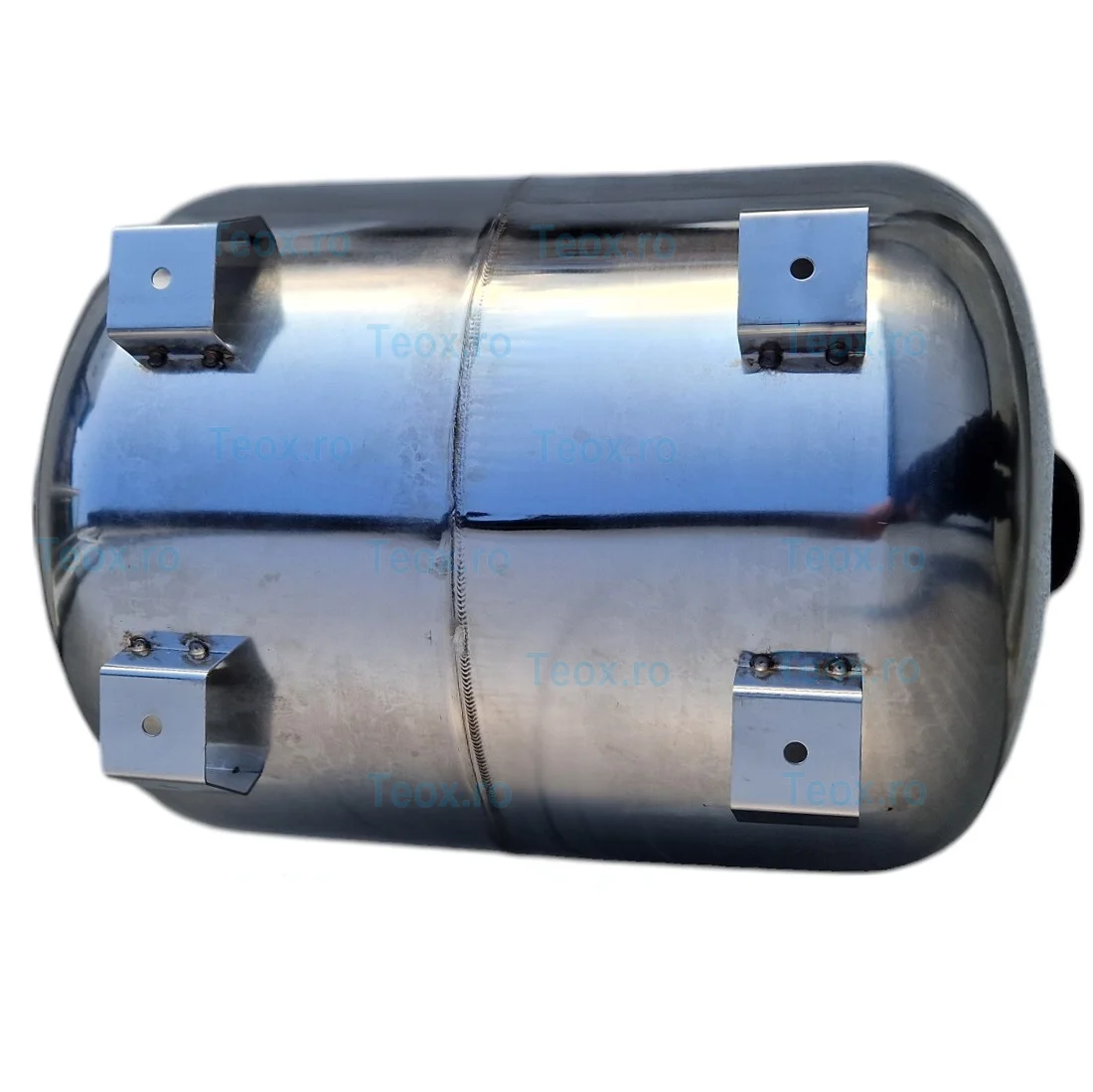 Vas-Expansiune-50-Litri-inox-Membrana-EPDM-inclusa-3.webp