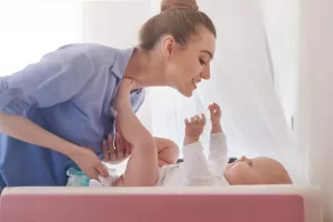 Cum să-ți înveți copilul obiceiuri bune de igienă și autonomie